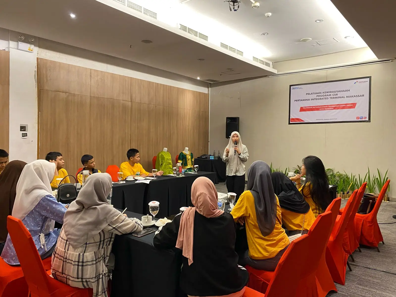 Pelatihan kewirausahaan Program CSR pertamina pada hari Ahad Tanggal 16 Januari 2025 yang di ikuti oleh 11 orang peserta yang terdiri dari remaja kelurahan pattingalloag yang terlibat dalam program CSR